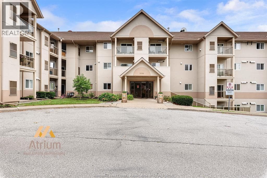 3000 SANDWICH STREET UNIT 206 in Sandwich