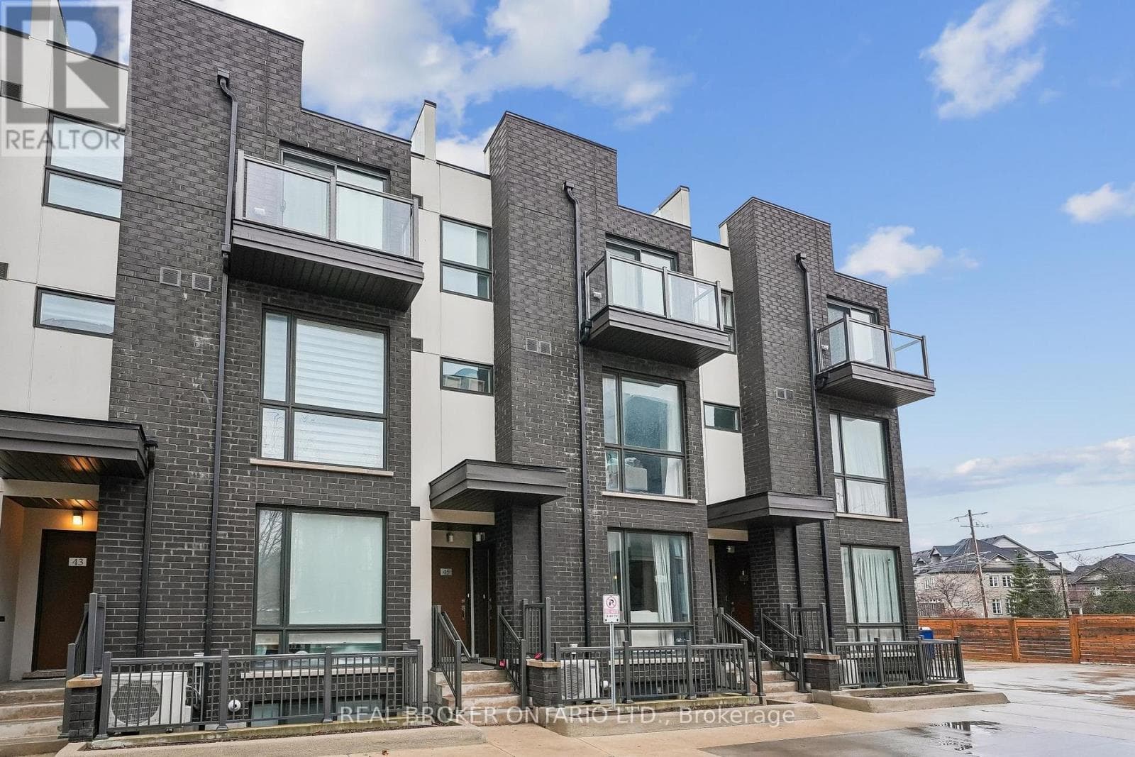 46 - 26 FIELDWAY ROAD in Etobicoke City Centre