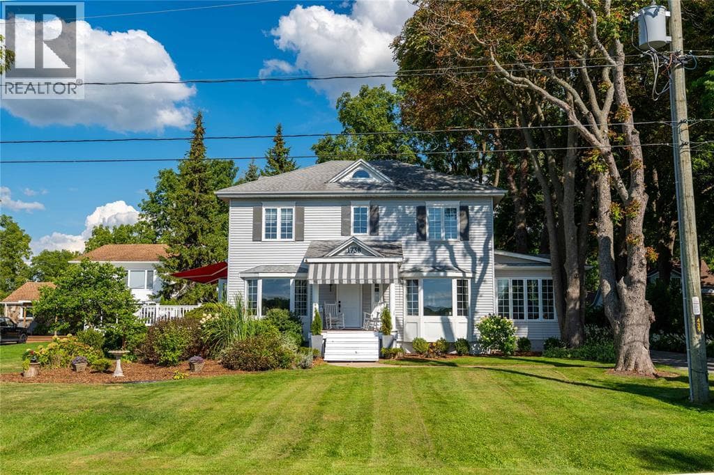 1738 ST CLAIR PARKWAY South in