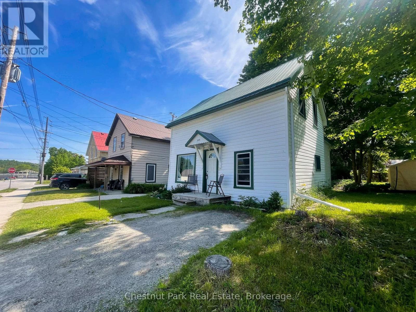 529 CLAUDE STREET in