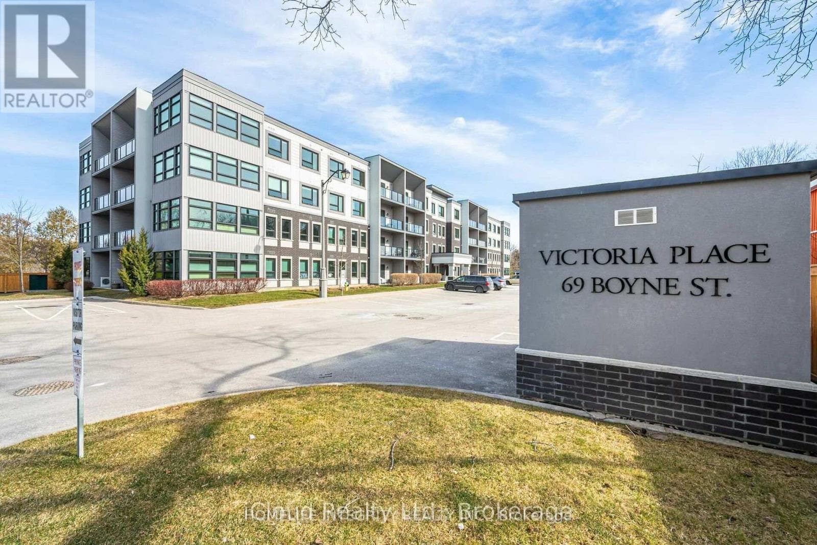 402 - 69 BOYNE STREET in