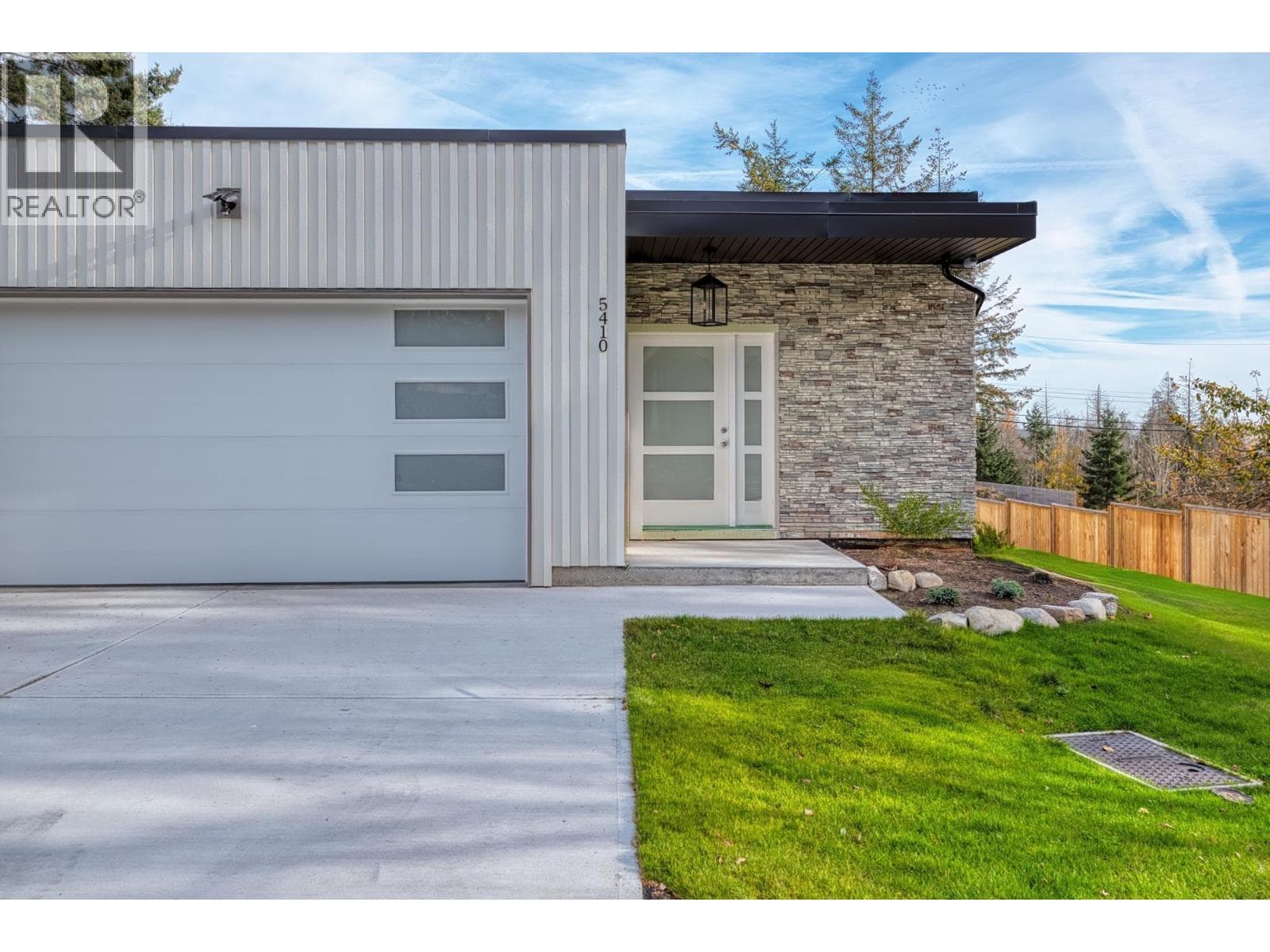 5410 STELLAR WAY in