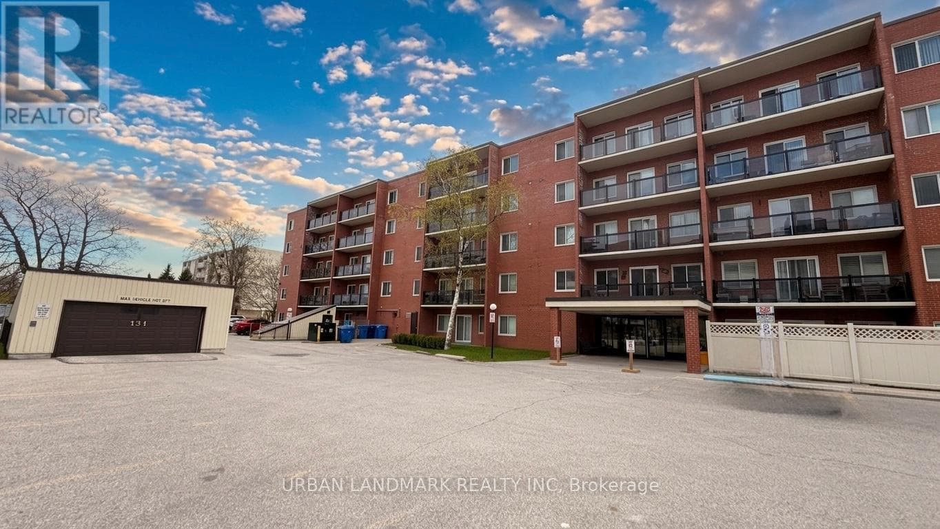 201 - 131 TAUNTON ROAD E in CENTENNIAL