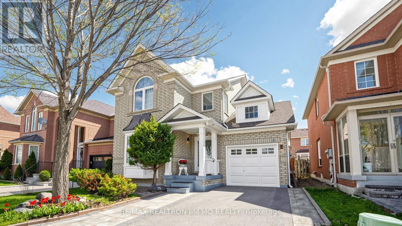 6 MAJESTIC DRIVE in Markham 16th