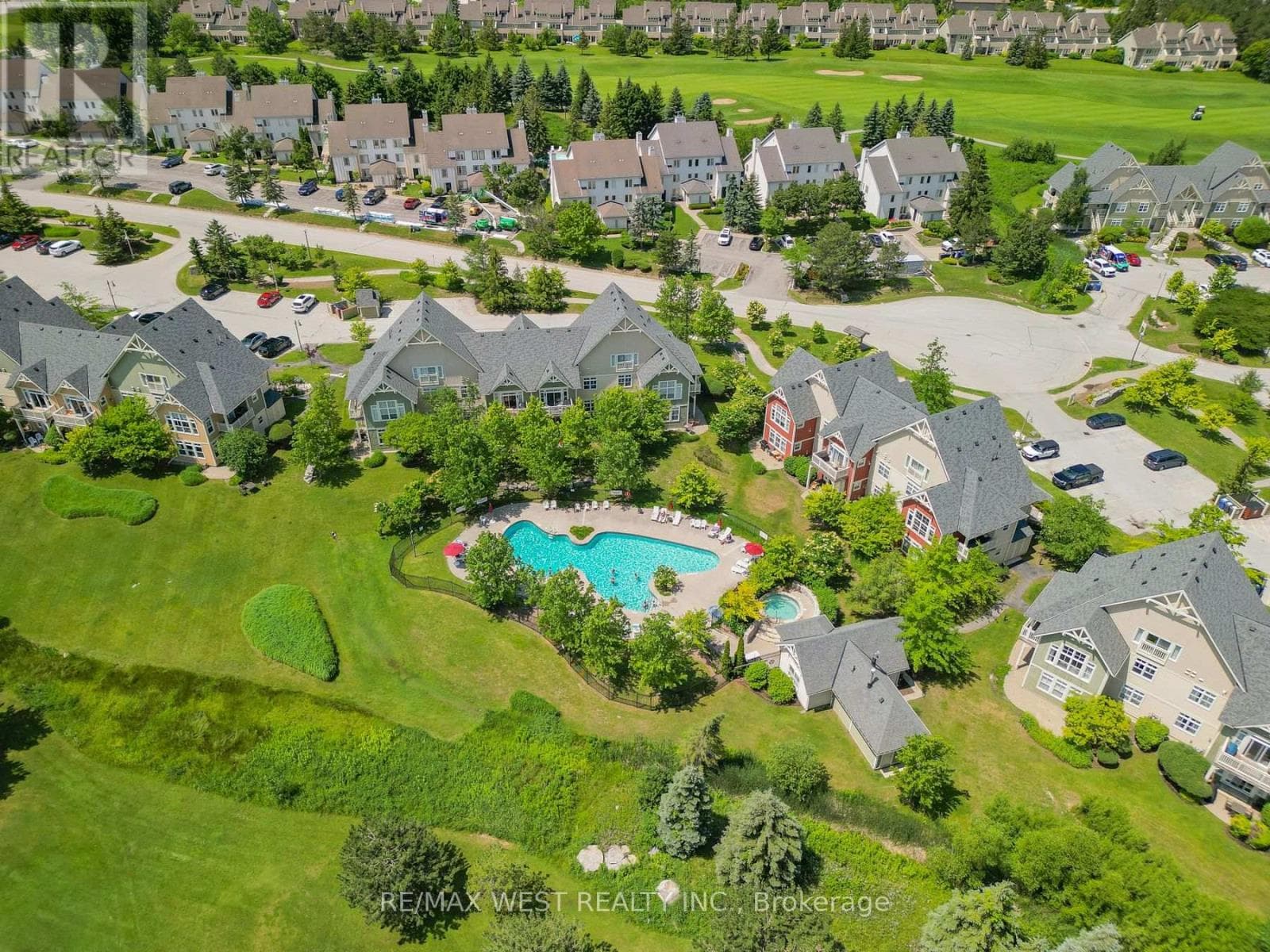 117 - 125 FAIRWAY COURT in