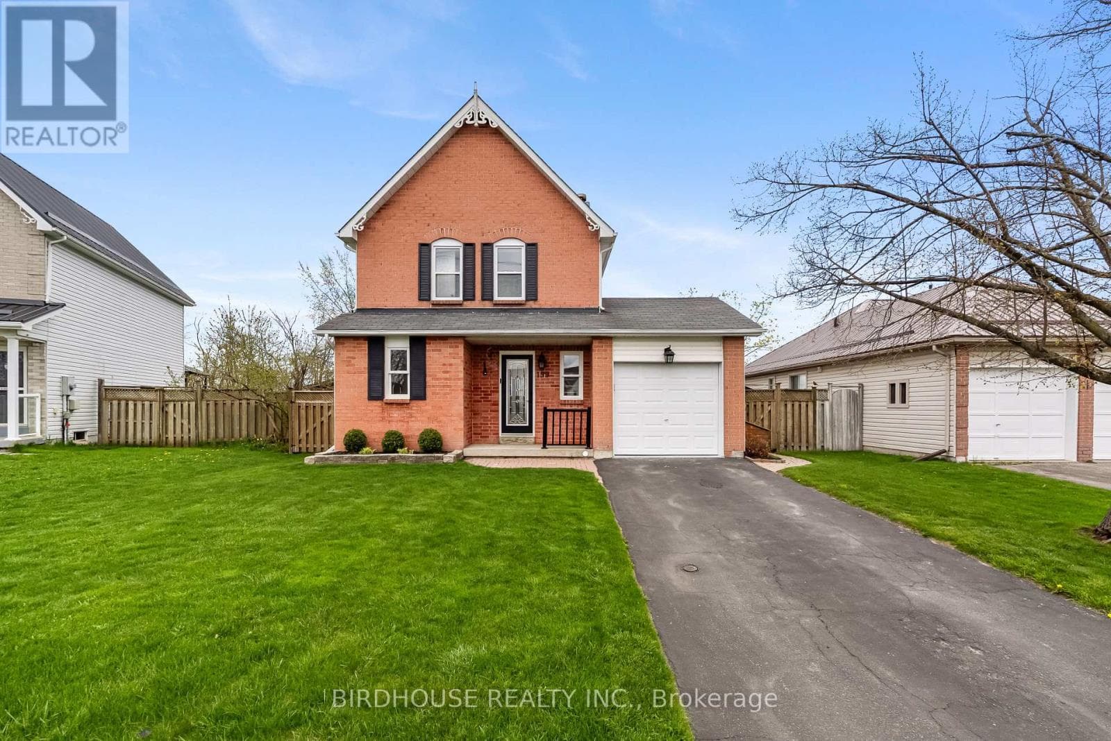 199 ELGIN STREET in Lindsay