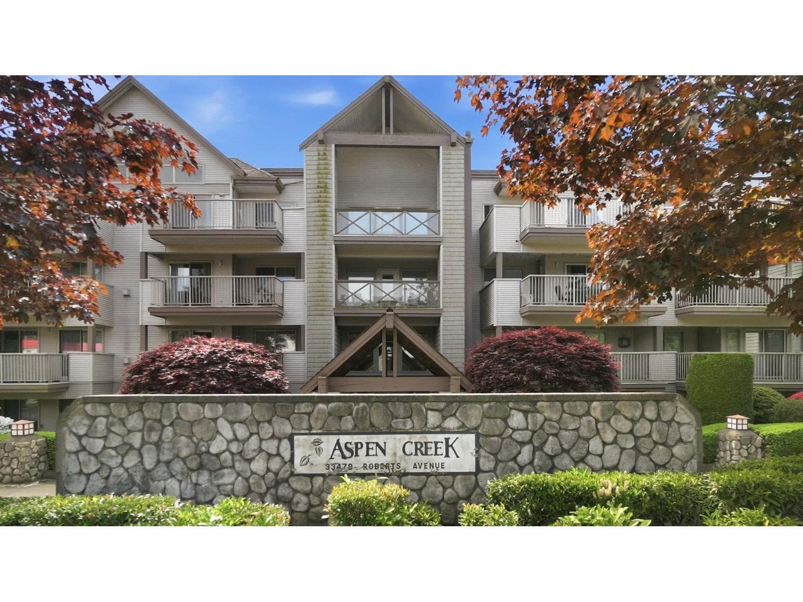 116 33478 ROBERTS AVENUE in Historic Downtown
