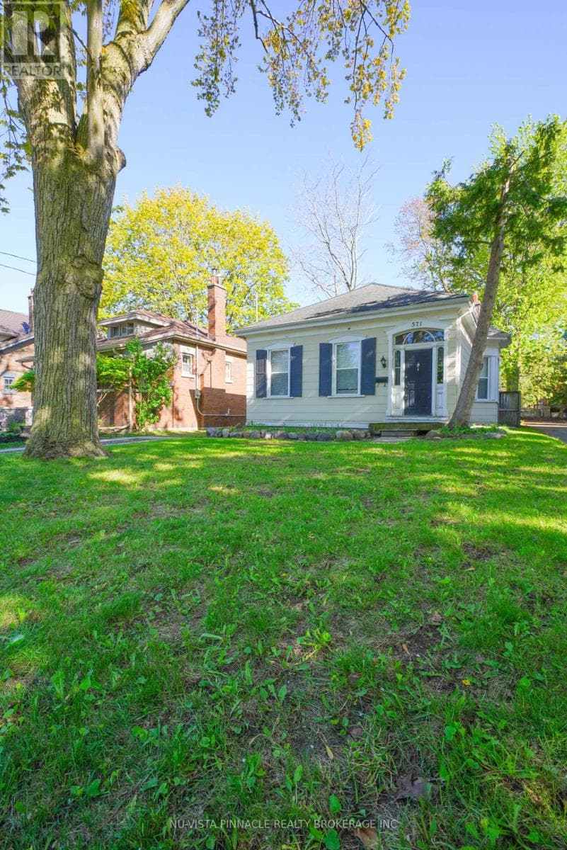 571 DUFFERIN AVENUE in