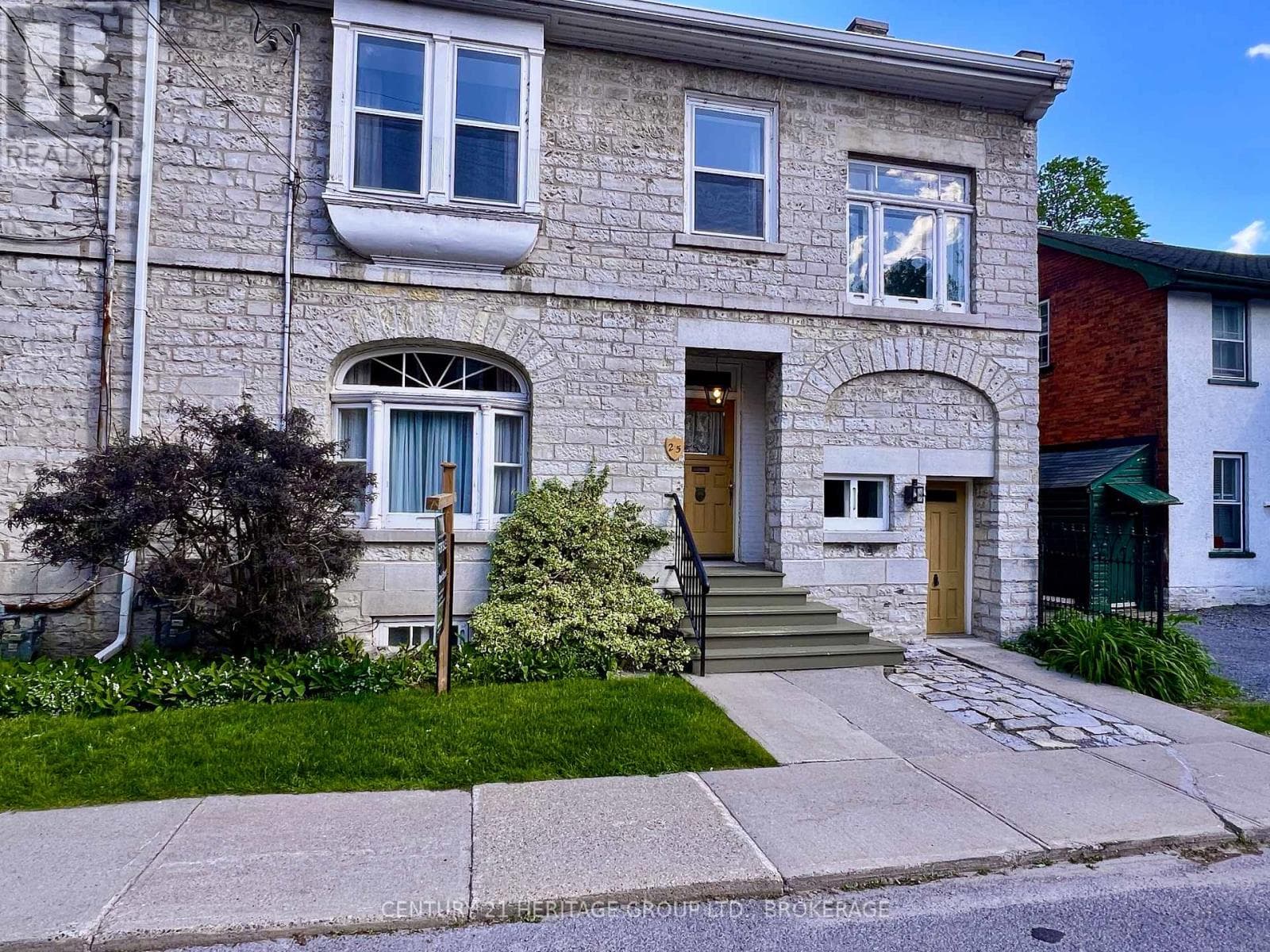 25 WELLINGTON STREET in Sydenham