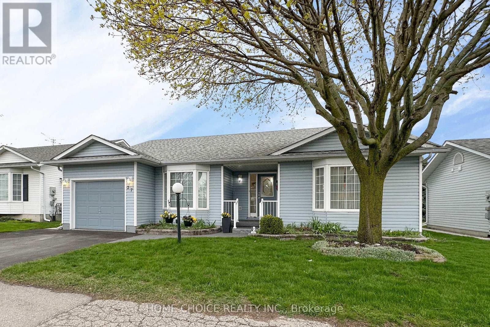 27 NIAGARA TRAIL in