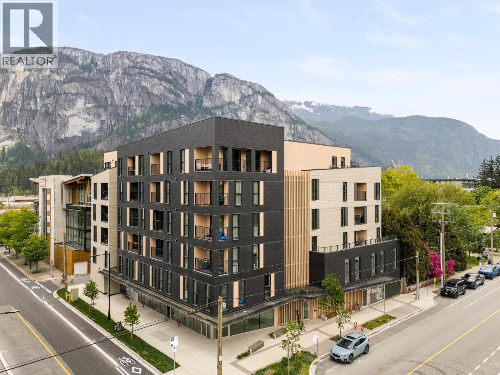 402 37994 SECOND AVENUE in