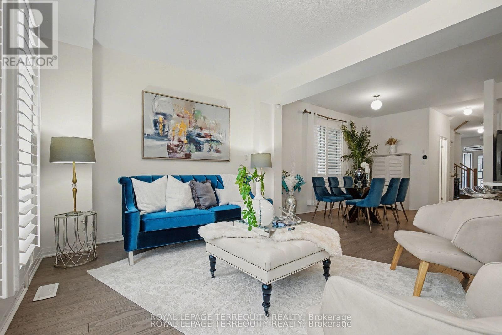 39 CROWS NEST LANE in
