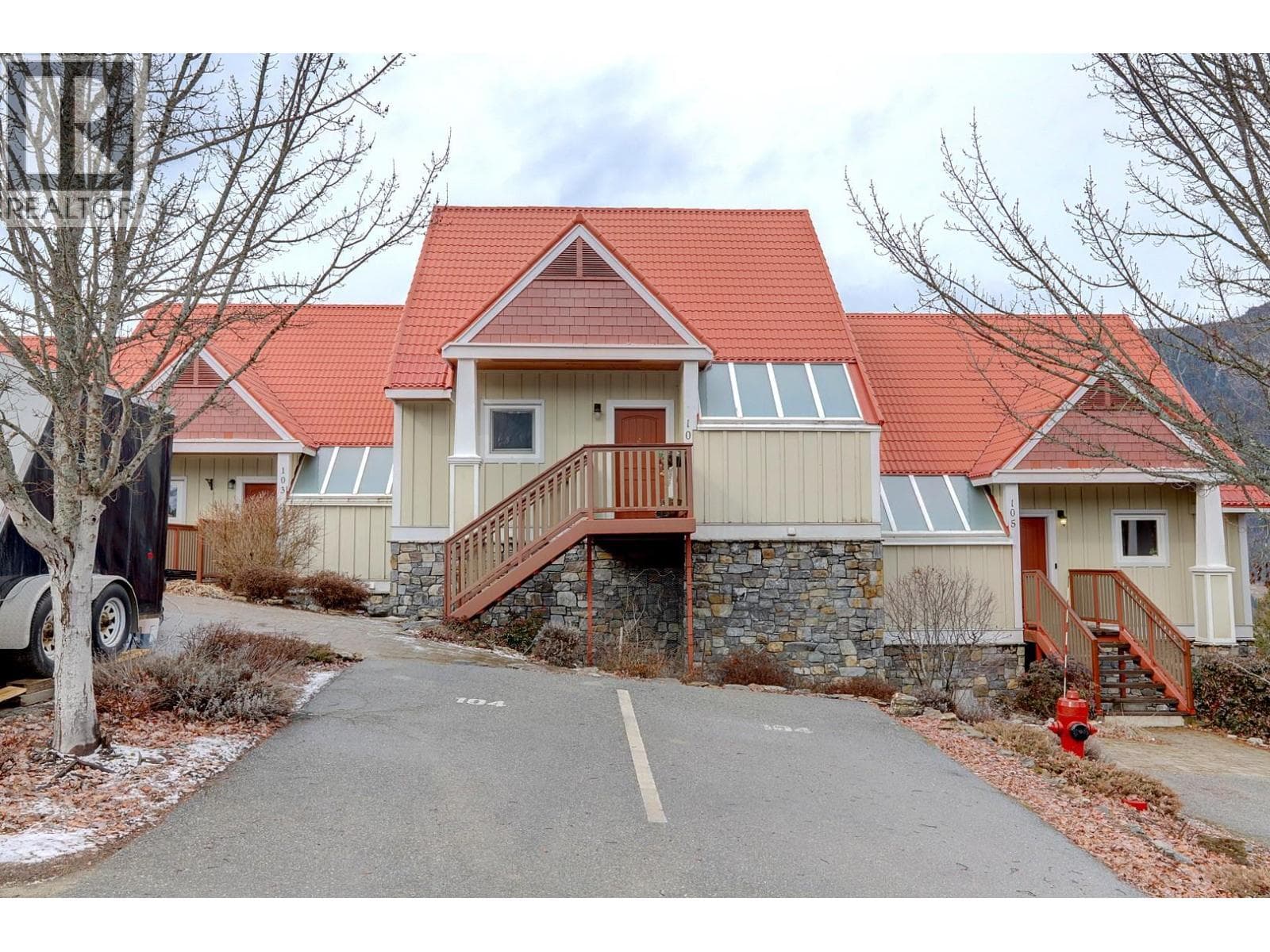 500 Old Spallumcheen Road Unit# 104 in