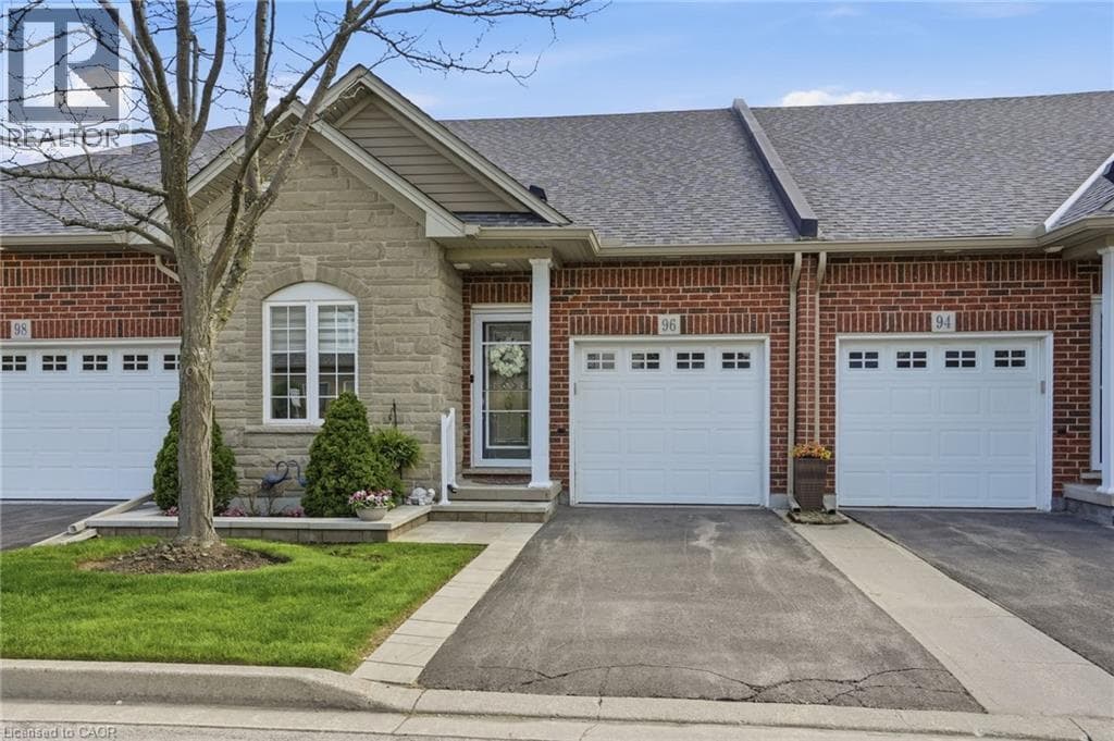 96 ABBOTSFORD TRAIL in 4100