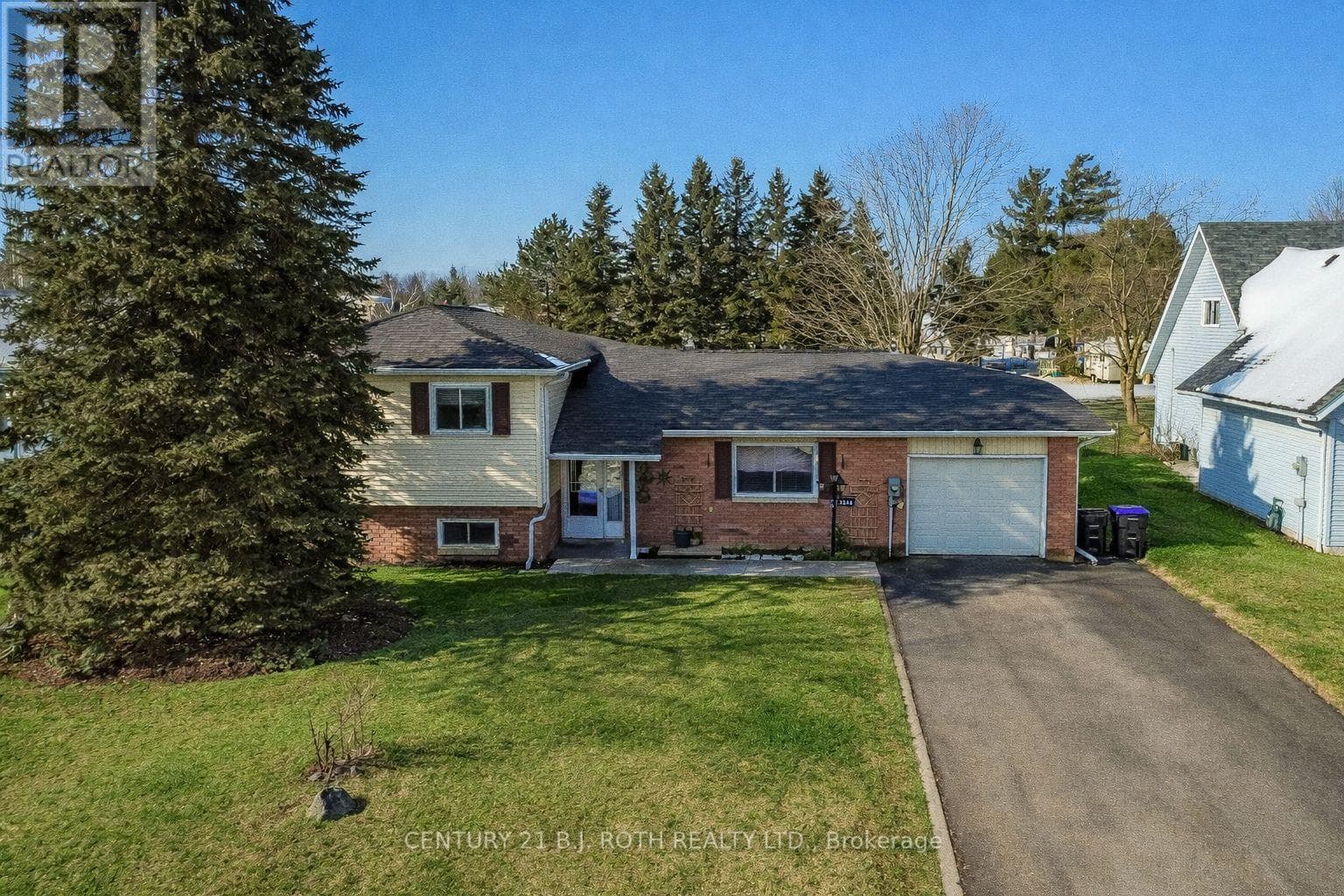 2246 RICHARDSON STREET in