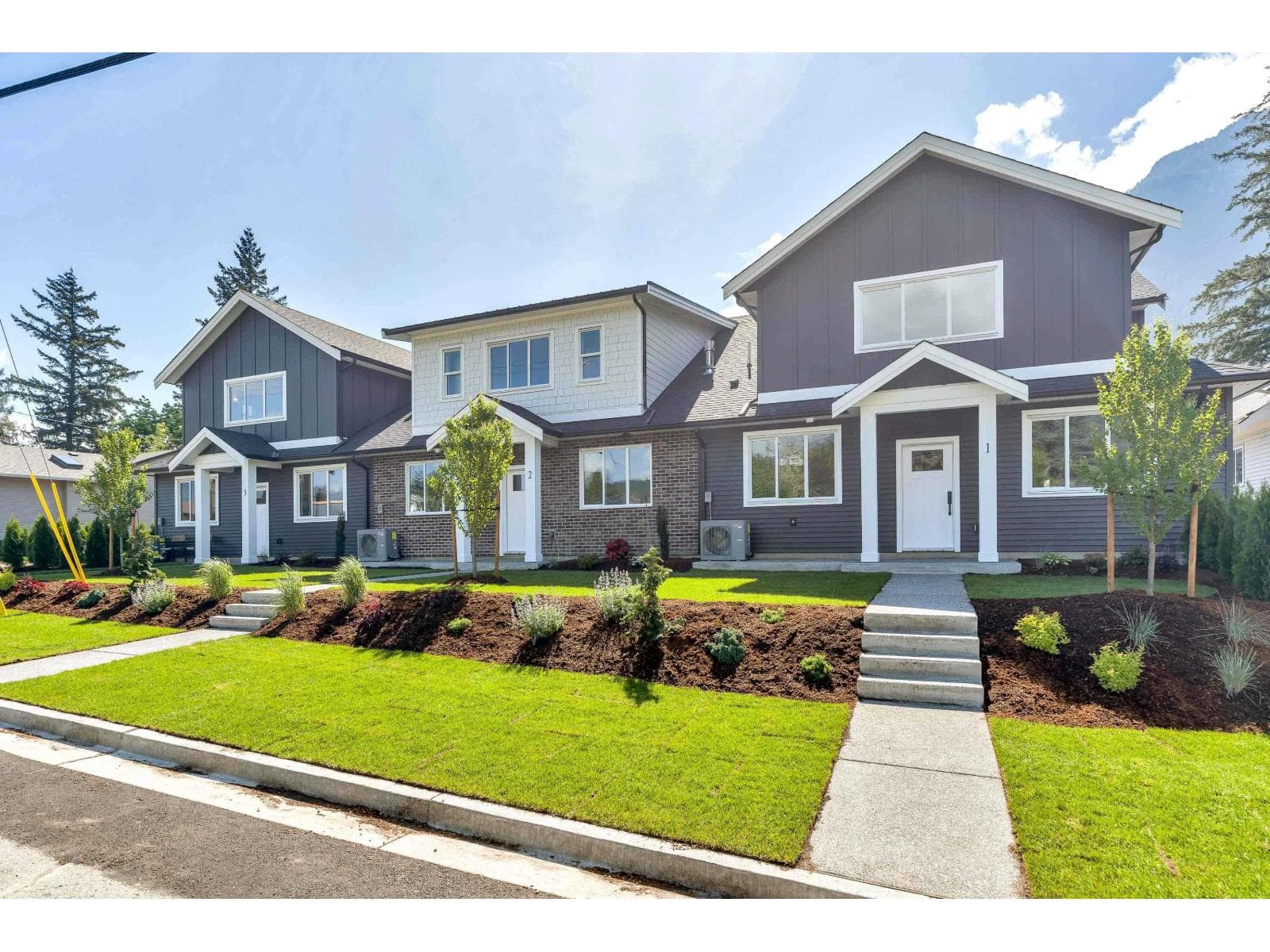 1 558 PARK STREET HOPE in