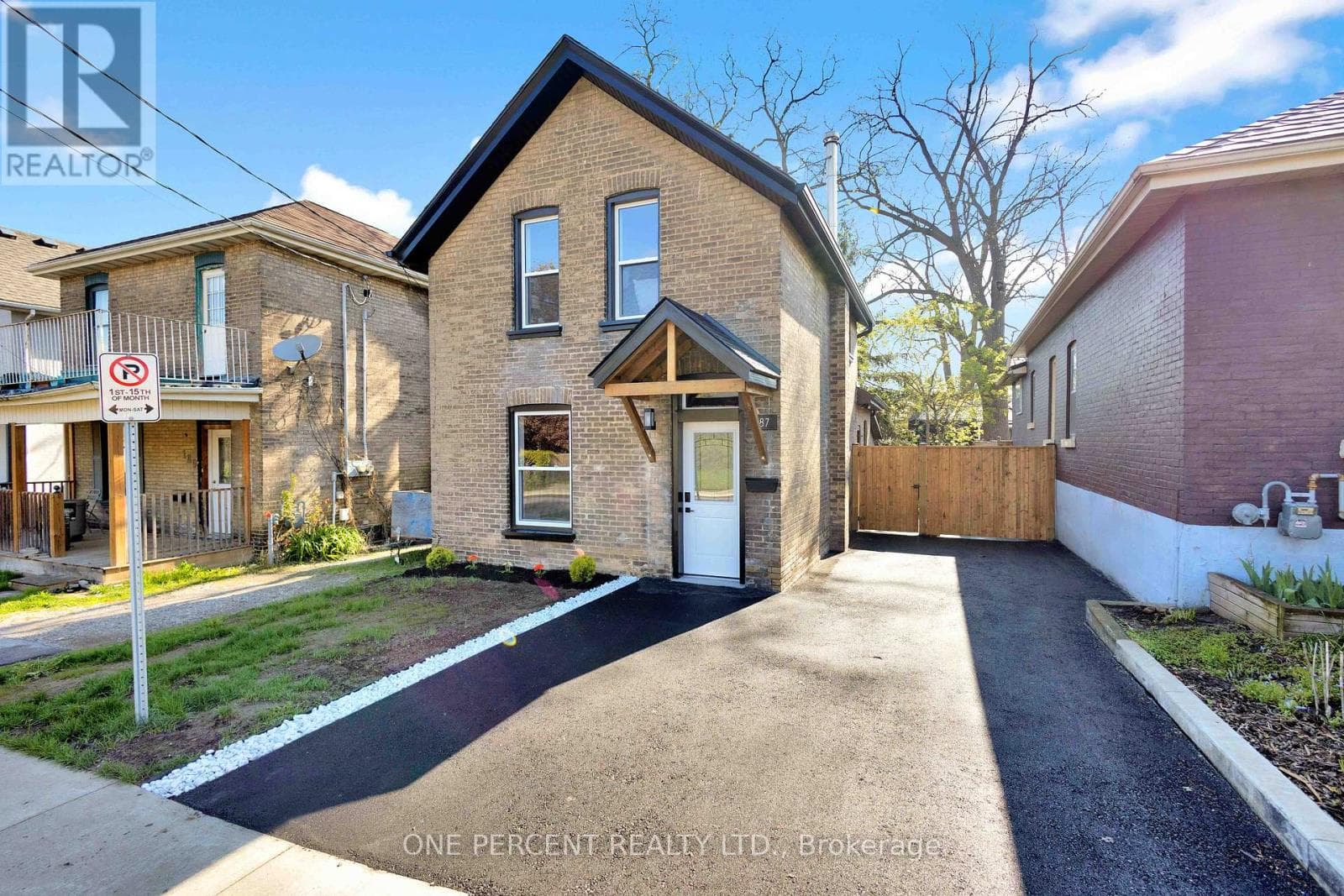 187 DRUMMOND STREET in