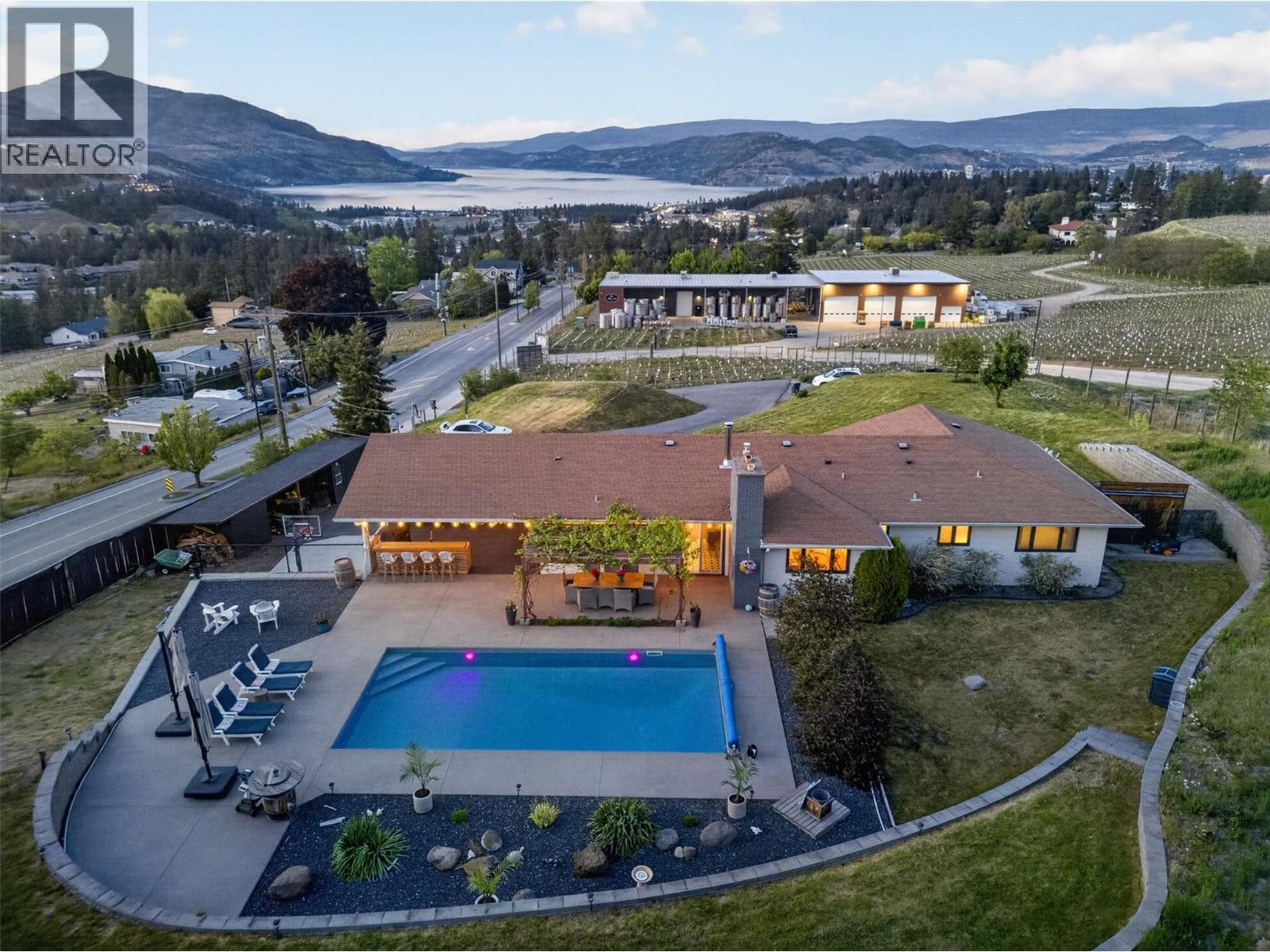 2351 BOUCHERIE ROAD in