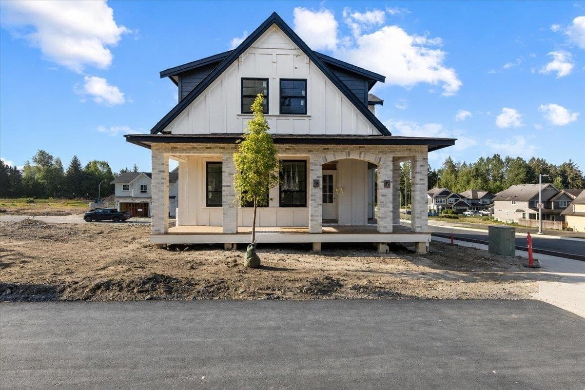 33203 PINCHBECK AVENUE in Cedar Valley