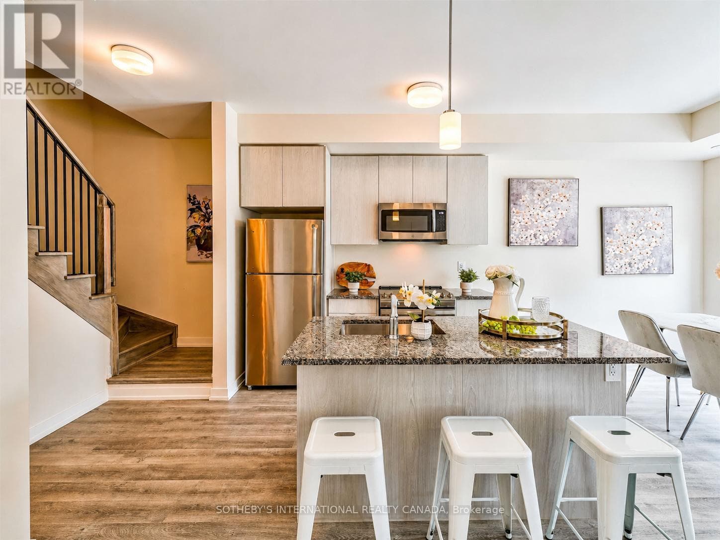 419 - 2550 CASTLEGATE CROSSING in Duffin Heights