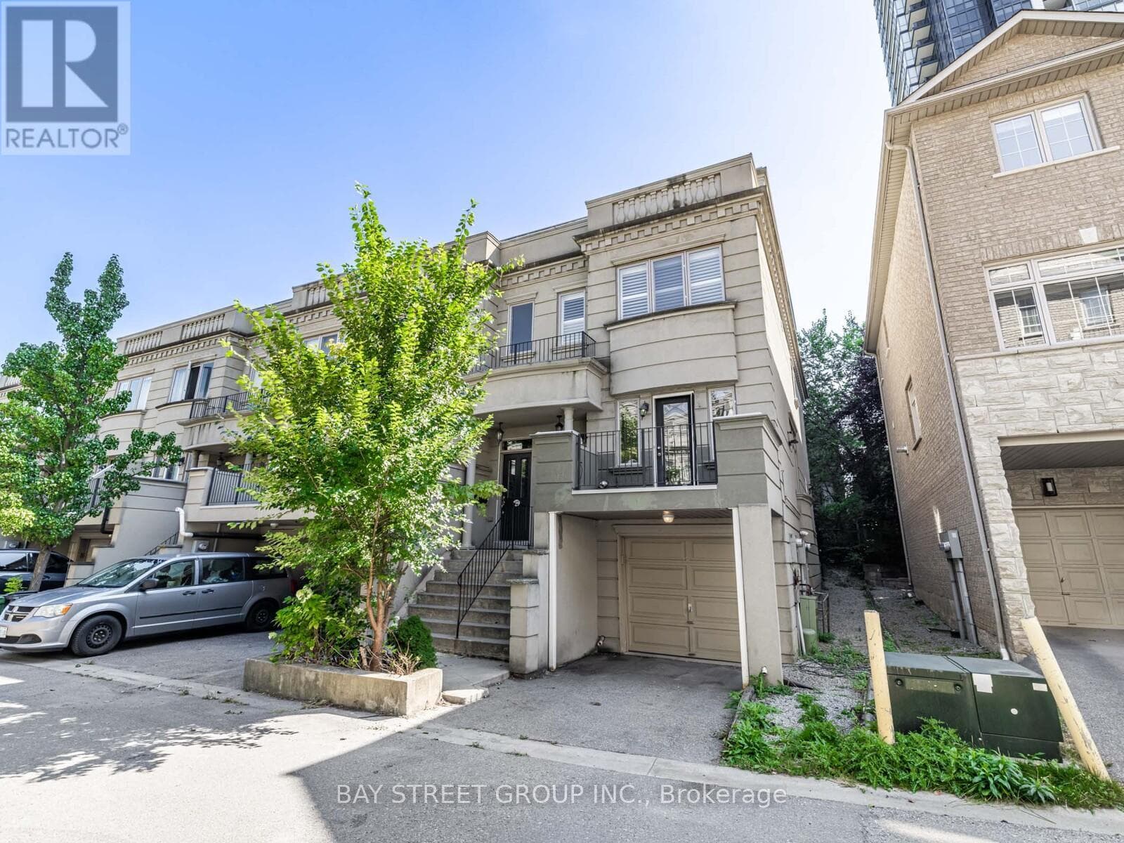 35 WILLIAM POOLE WAY in East Willowdale
