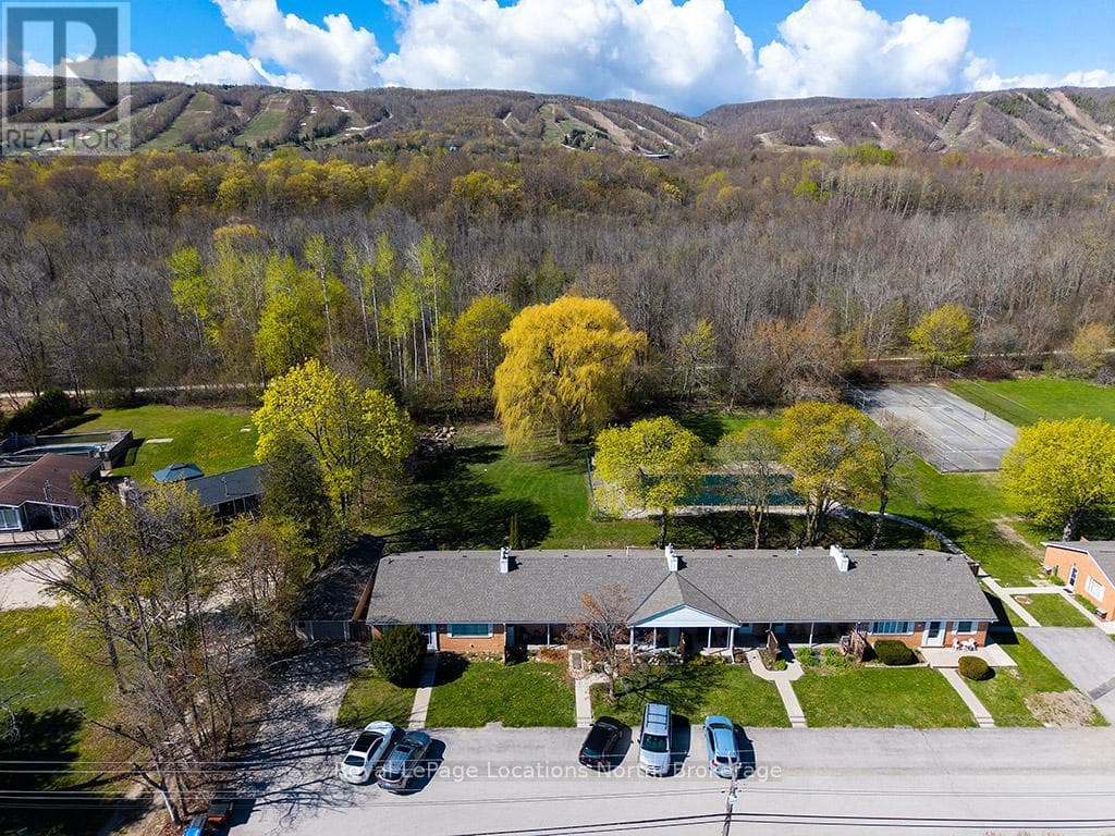3 - 209528 26 HIGHWAY in