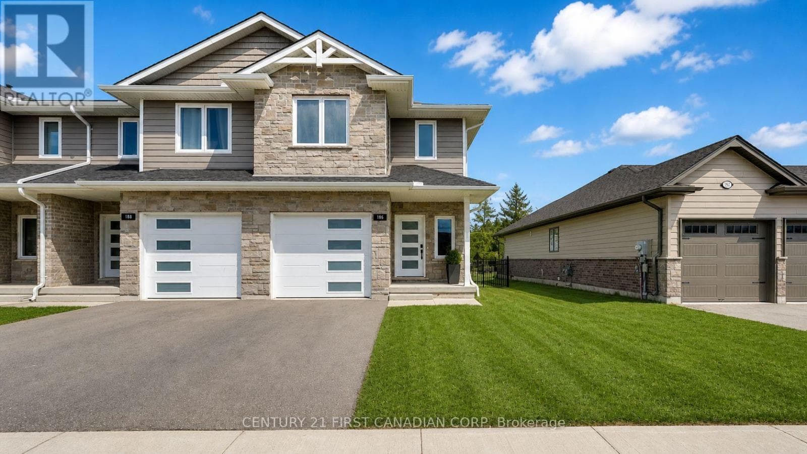186 HOOPER STREET in