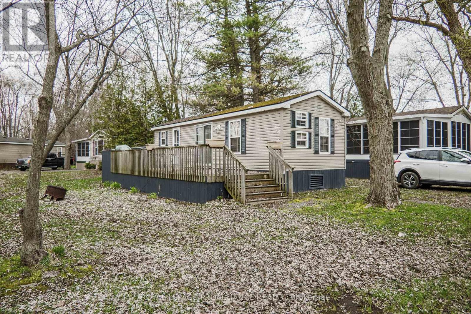 486 COUNTY RD 18 - 1 PARK MEADOW LANE in