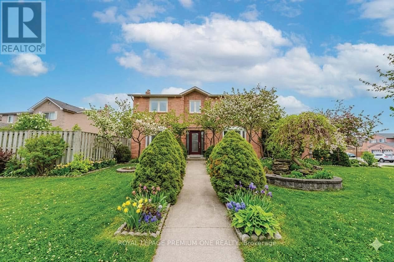 25 SIR LANCELOT COURT in