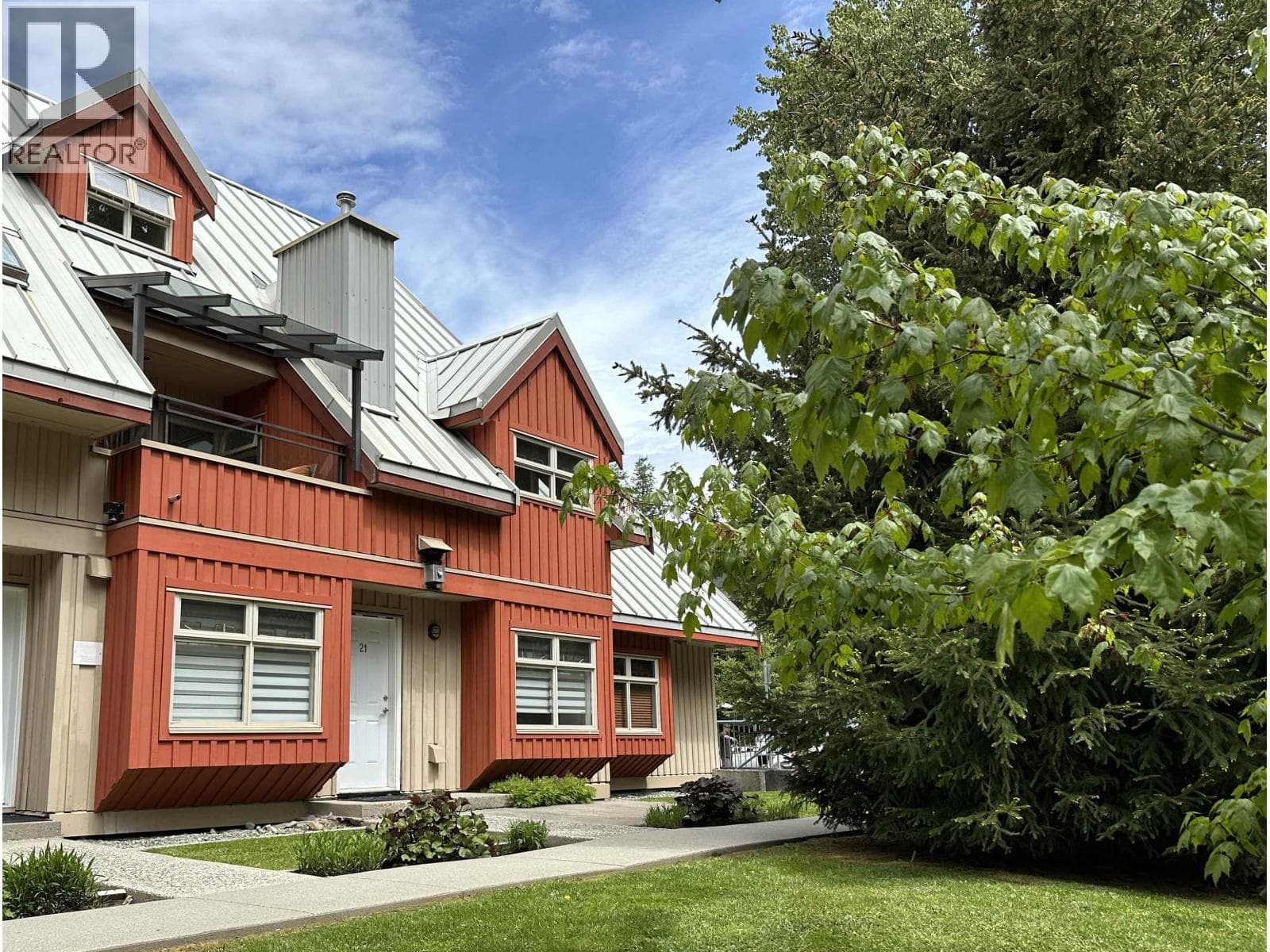 21 2050 LAKE PLACID ROAD in
