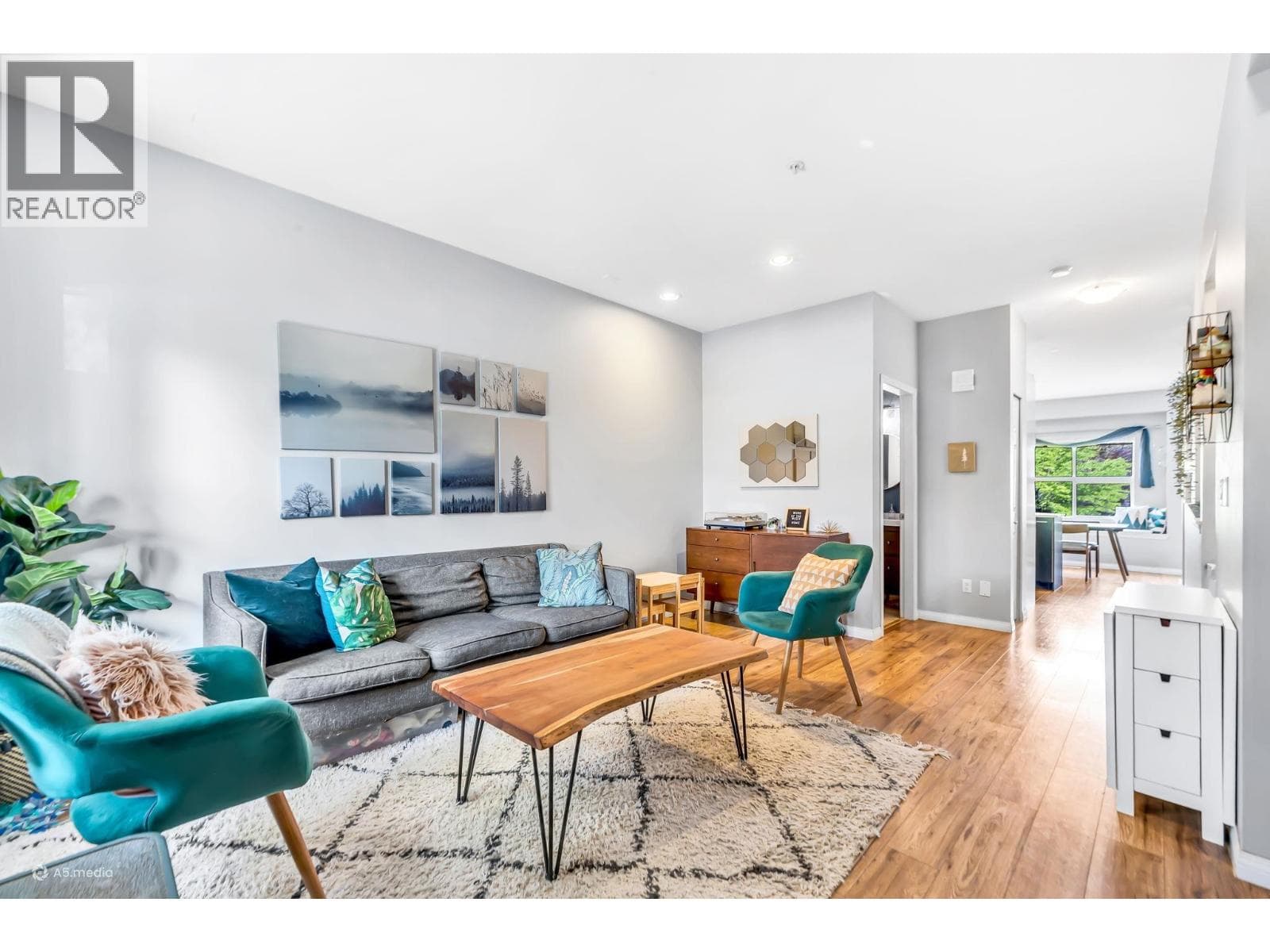 62 1055 RIVERWOOD GATE in Birchland Manor