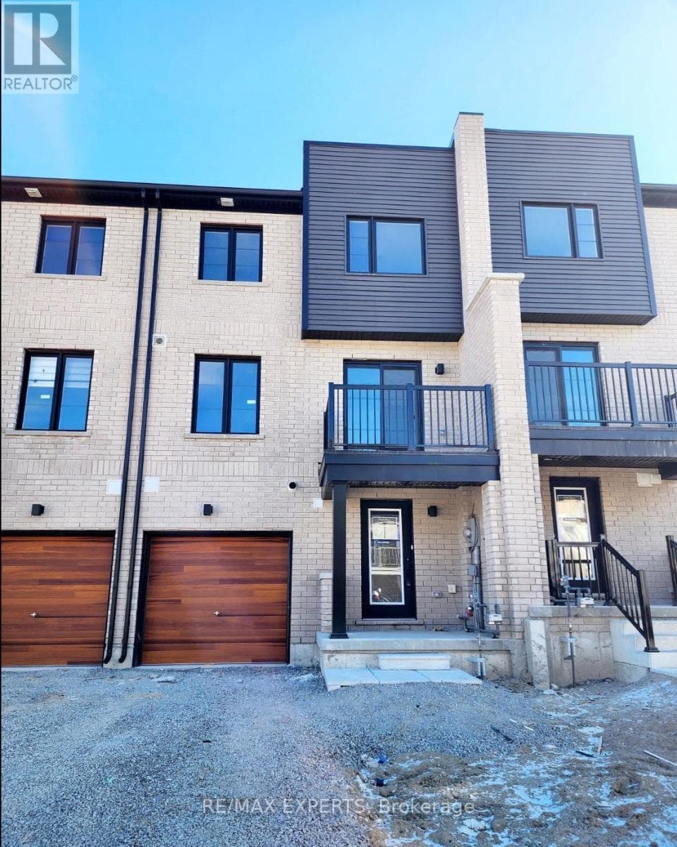 32 SILO MEWS in