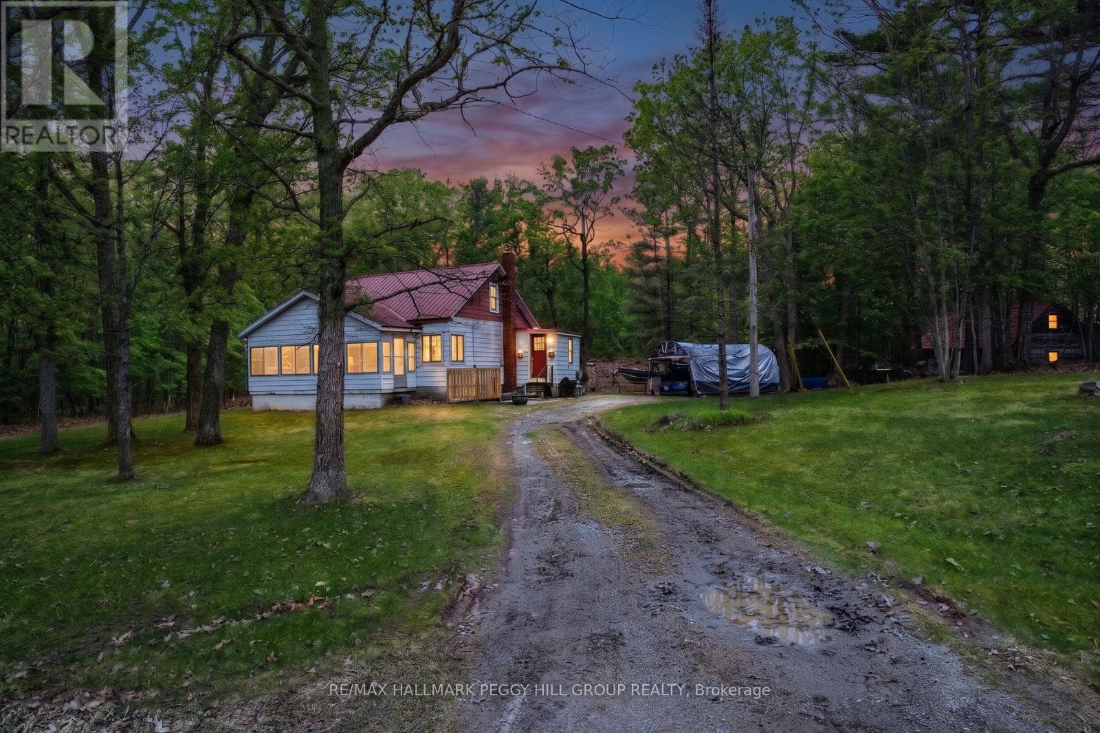 1301 HONEY HARBOUR ROAD in