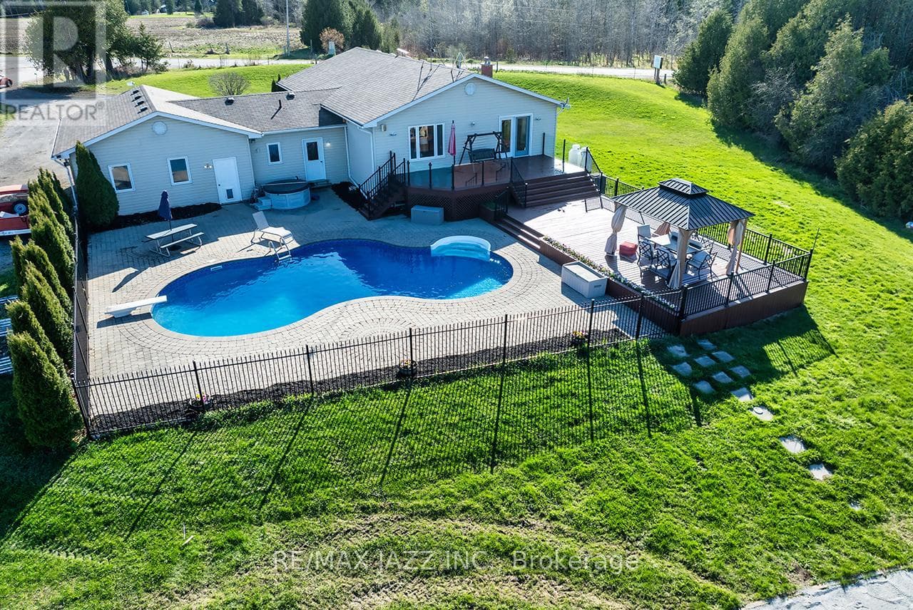 3 ROYAL OAK ROAD in Mariposa