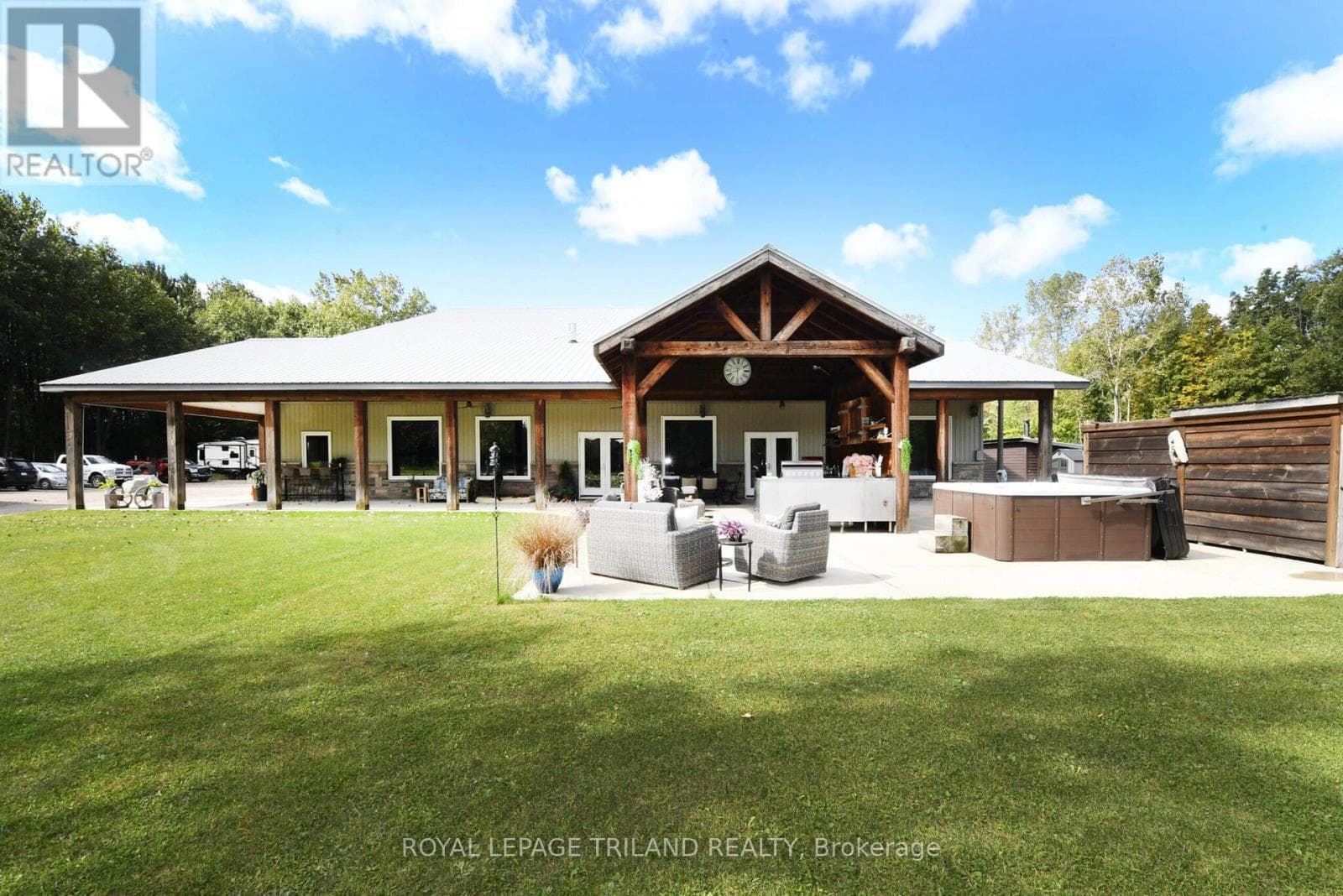 7264 RIDGE ROAD in