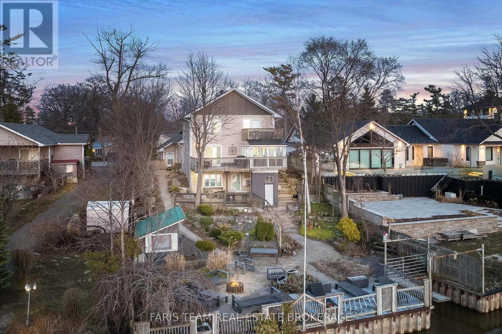 60 RIVER AVENUE CRESCENT in