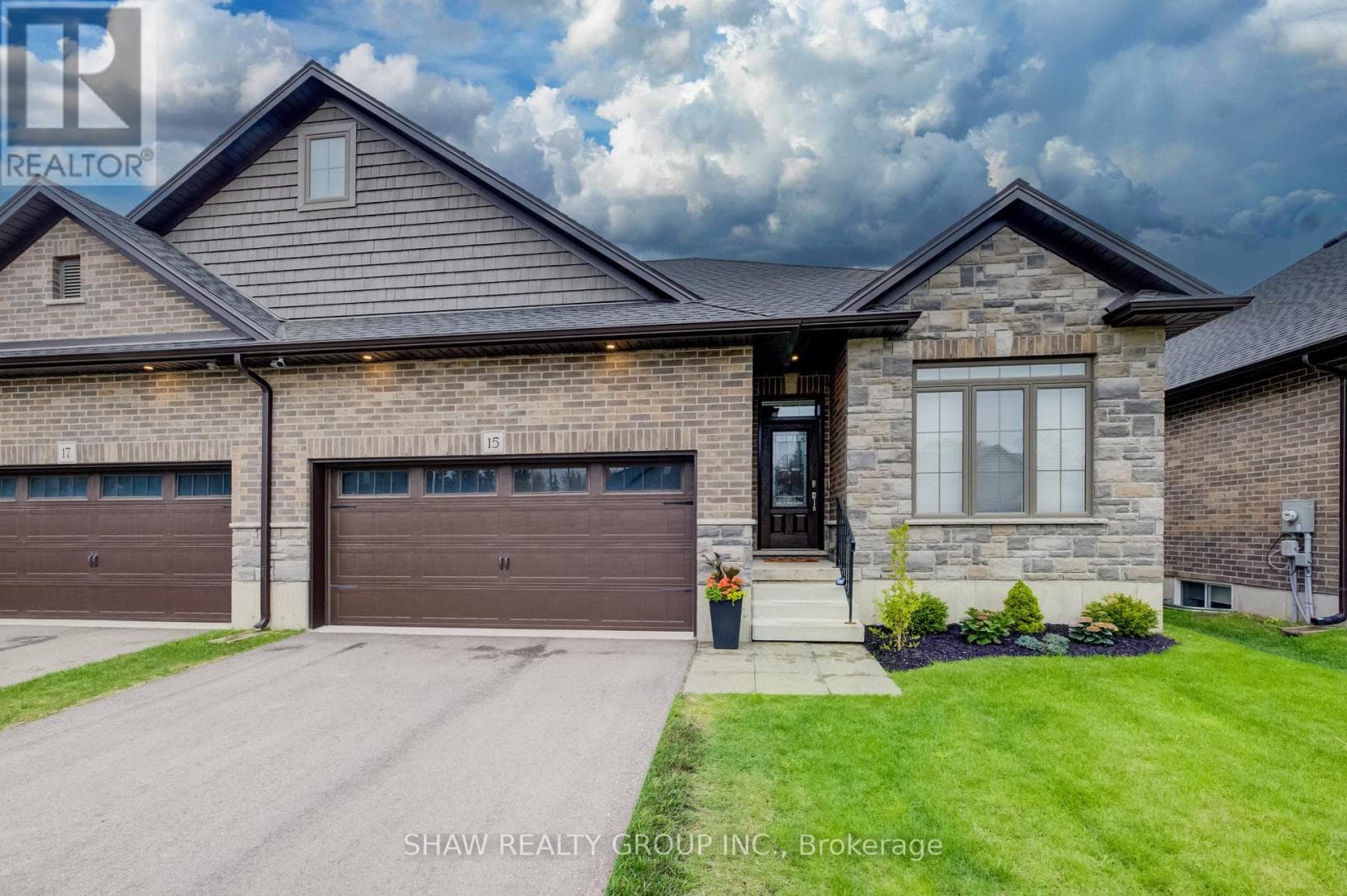 15 MATHESON CRESCENT in