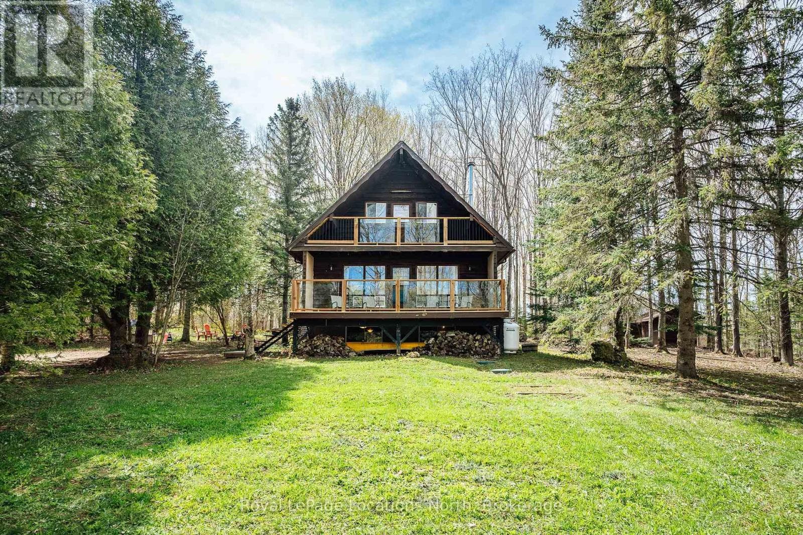 218 RAGLAN STREET in