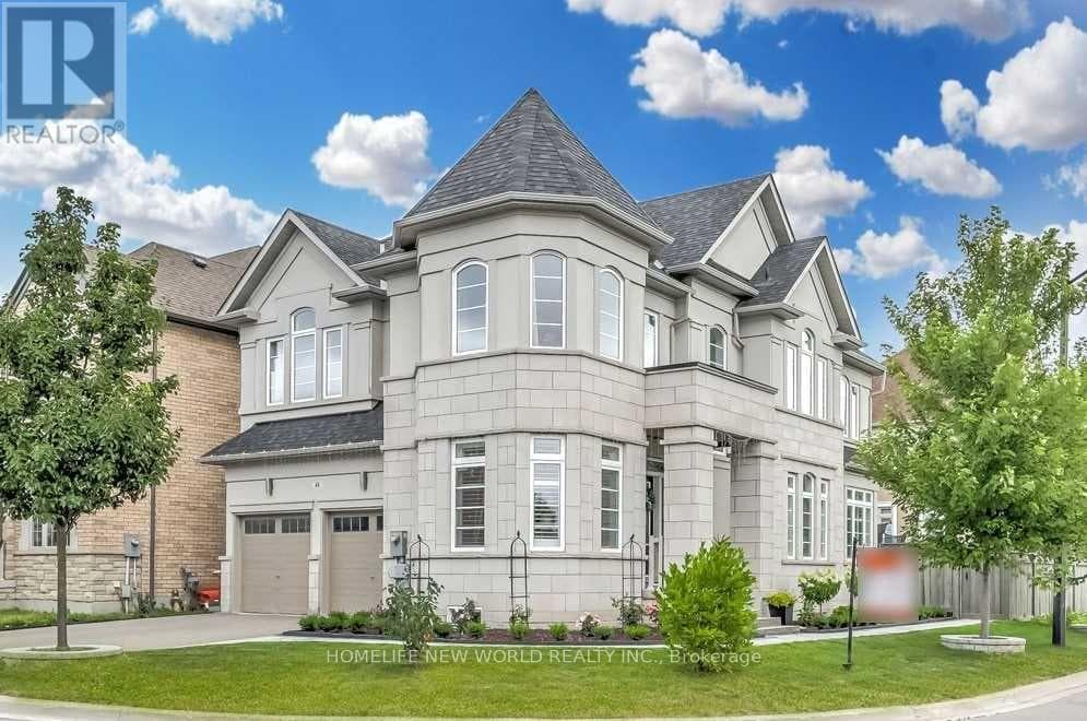 48 ROY HARPER AVENUE in Aurora Centre North
