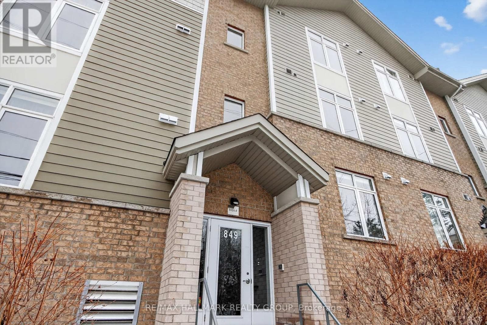 849 F BLACKCOMB PRIVATE in RIVERVIEW