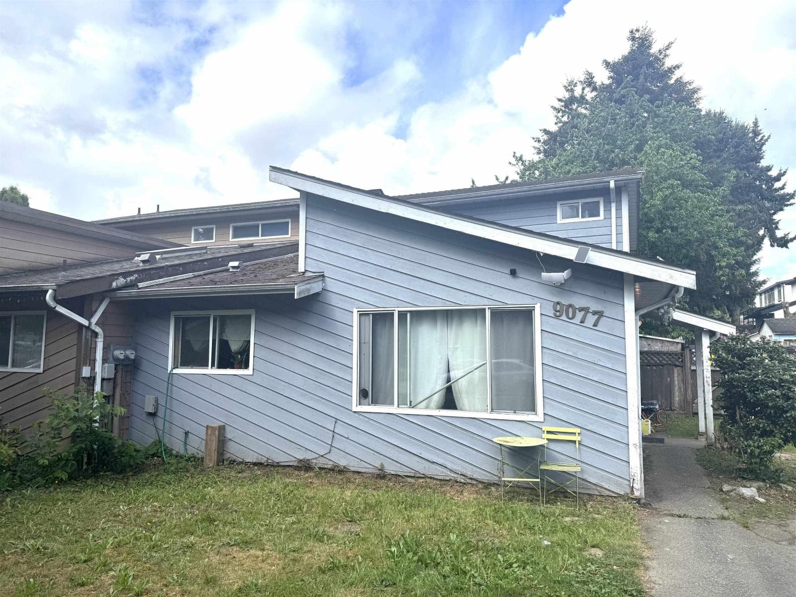 9077 135A STREET in