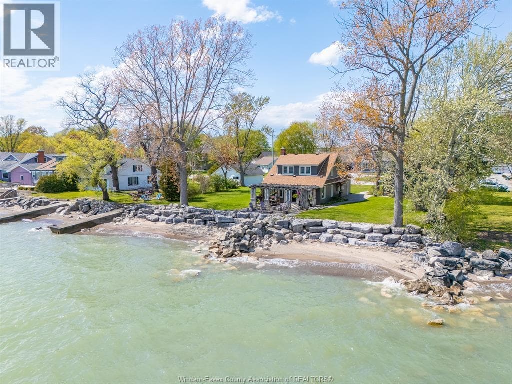 1465 Heritage ROAD in
