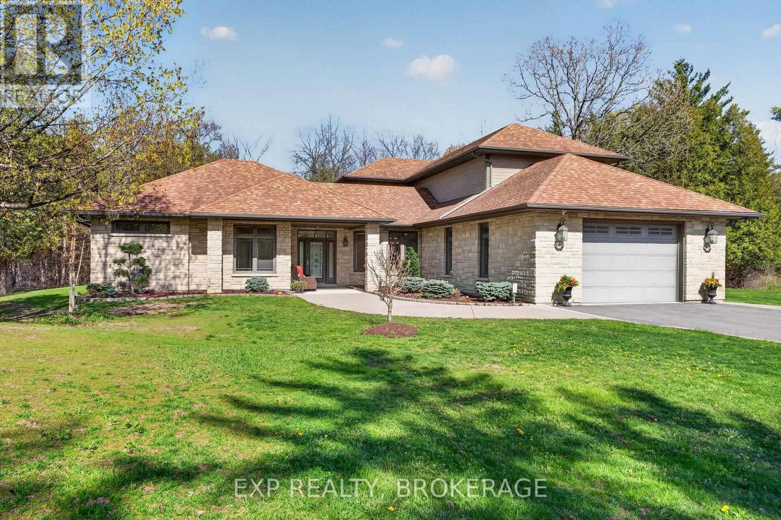 1800 SYDENHAM ROAD in Elginburg / Silvers Corners / Shannon's Corners