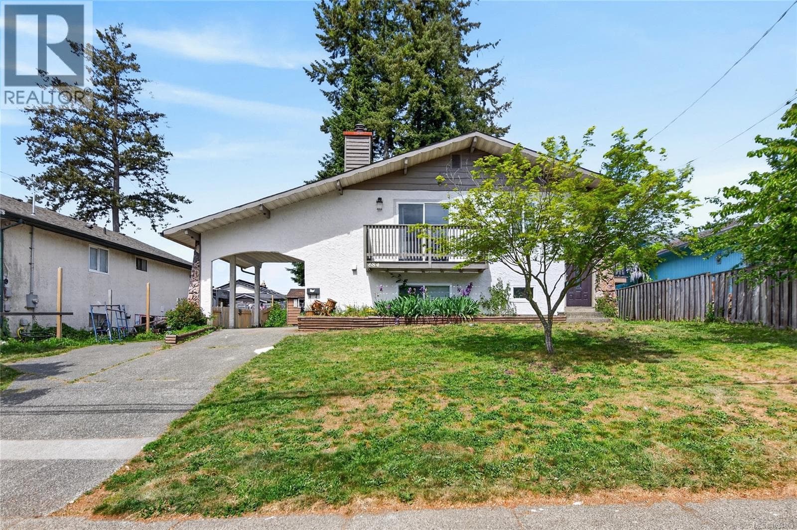 684 Robron Rd in