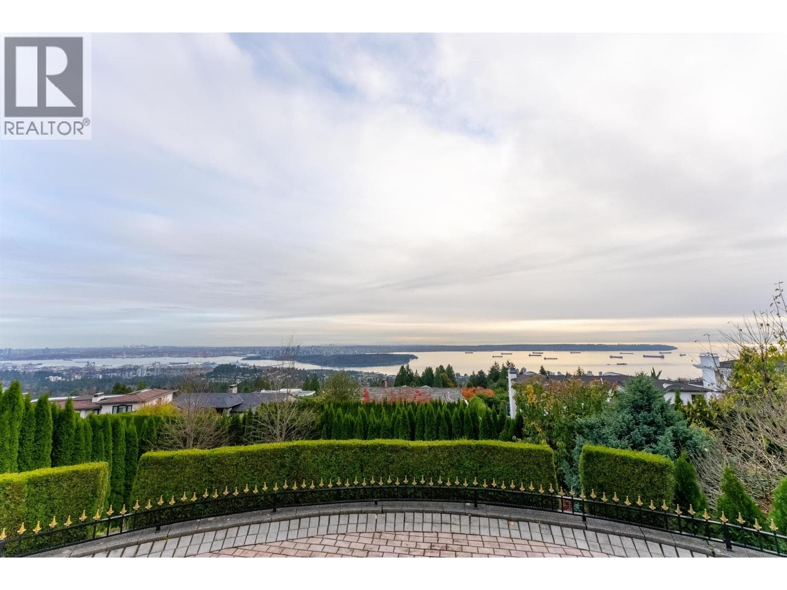 1409 CHARTWELL DRIVE in Chelsea Park