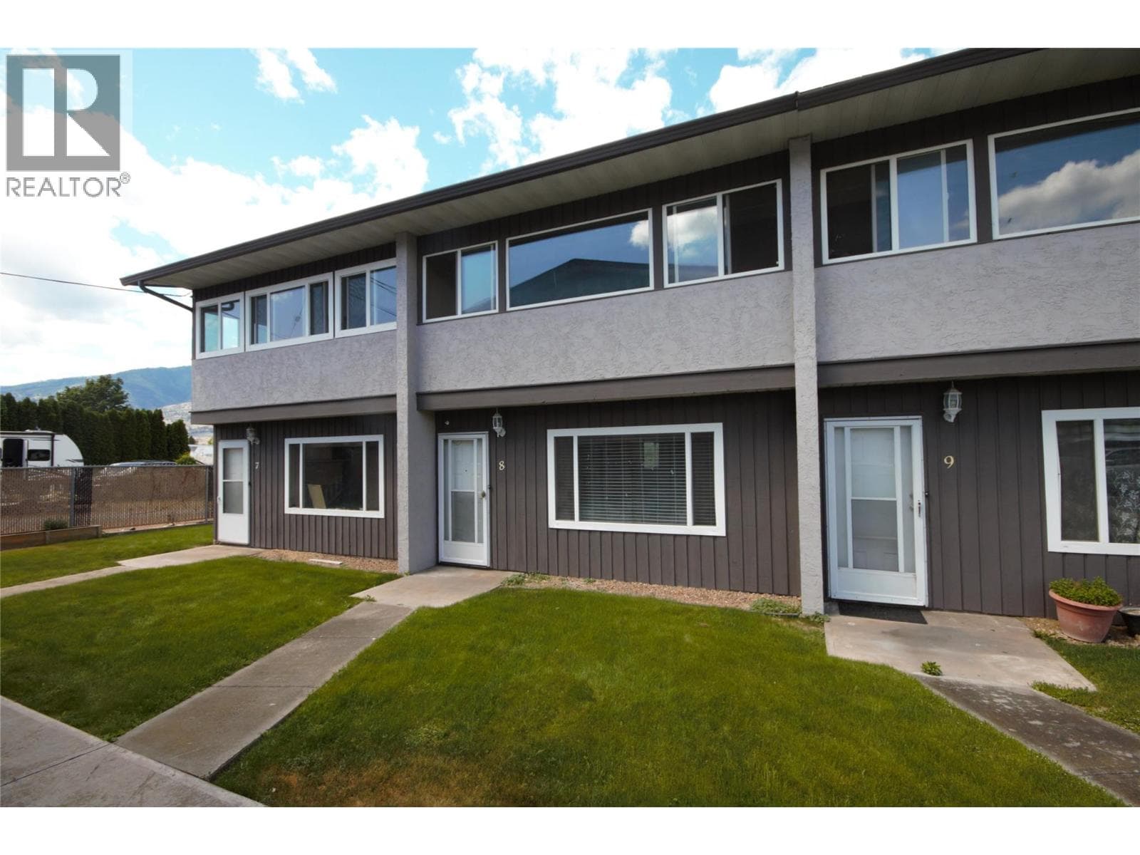 5820 MAIN Street Unit# 8 in