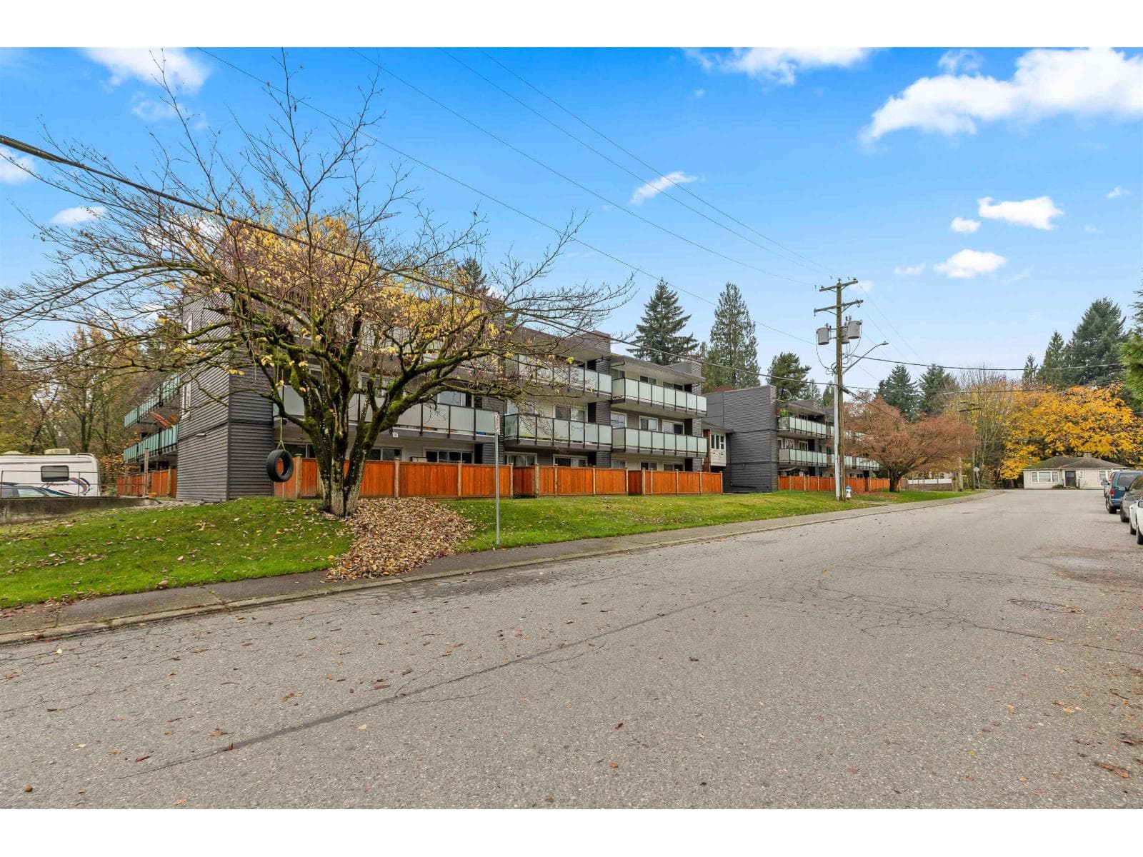 317 33400 BOURQUIN PLACE in Historic Downtown