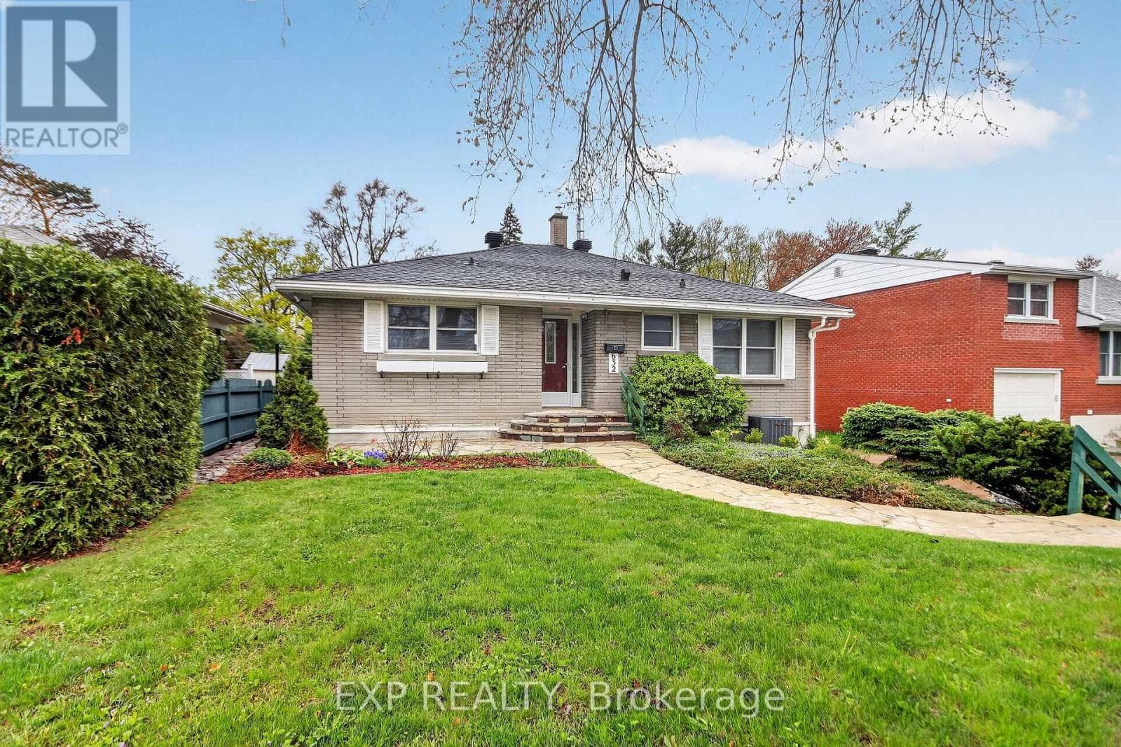 632 CHADBURN AVENUE in RIVERVIEW
