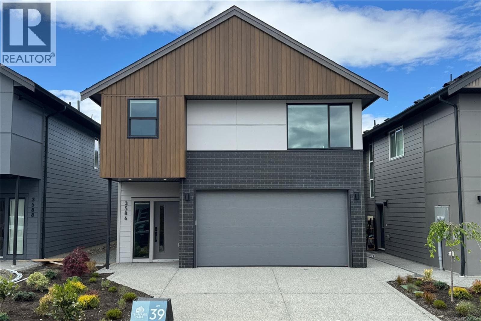 3586 Temperate Pl in
