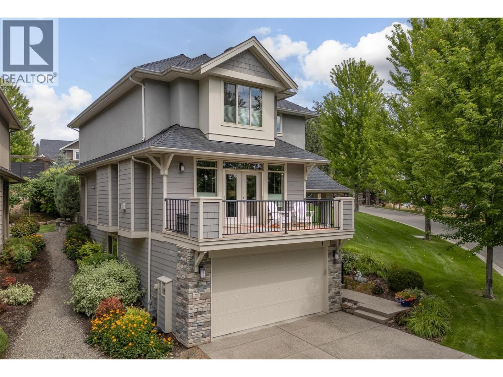 1 1865 BEGBIE ROAD in Glenmore - Clifton - Dilworth